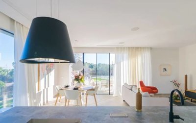 43a59c03187922fc1cccea42d816c550