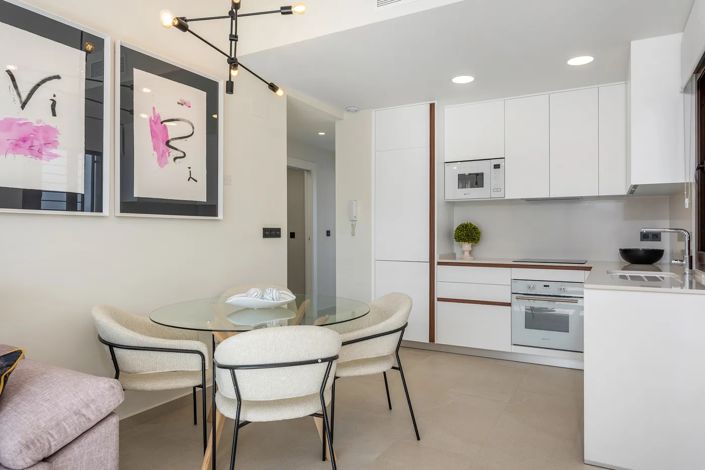 Image No.30-2 Bed Property for sale