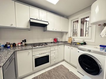 ff128bf0ade9600f13ba9d9d98b67517