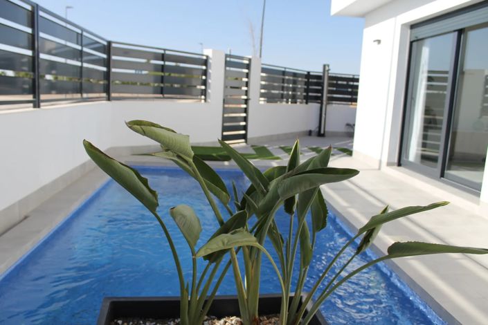 Image No.10-3 Bed Villa for sale