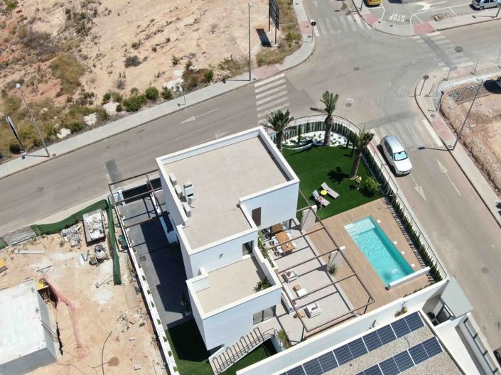 Image No.12-4 Bed Villa for sale