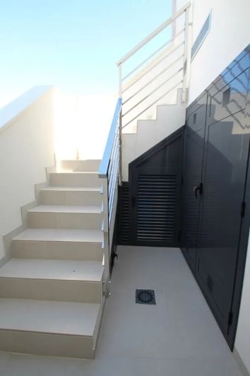 Image No.5-4 Bed Villa for sale