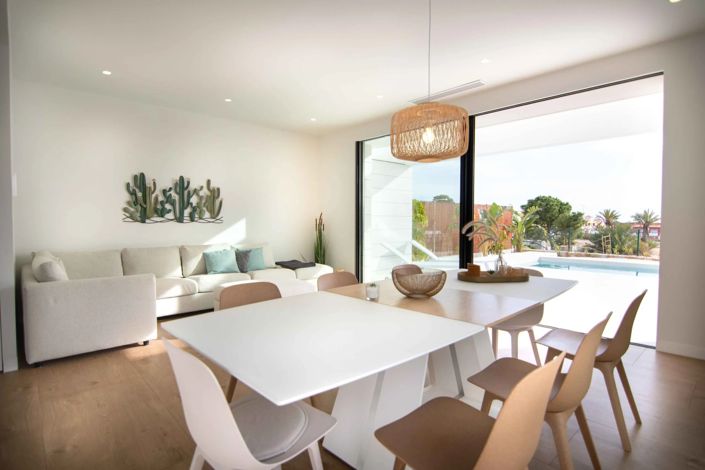 Image No.19-3 Bed Villa for sale