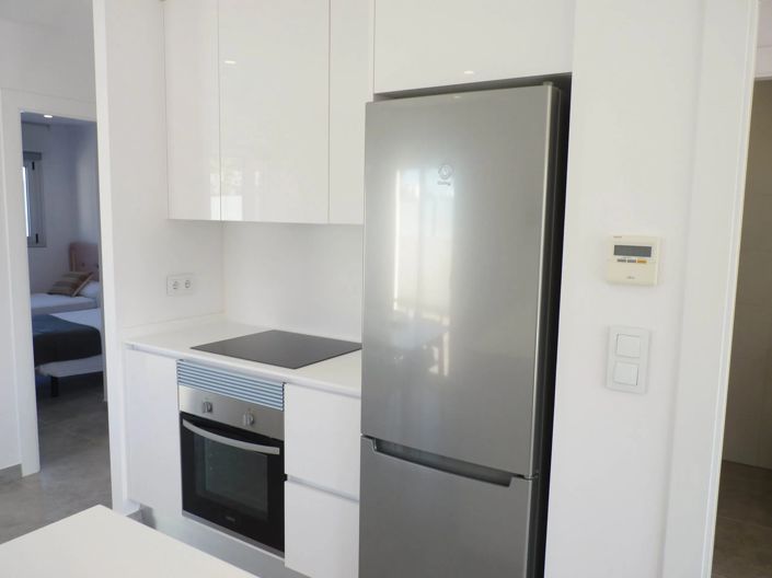 Image No.11-2 Bed Property for sale