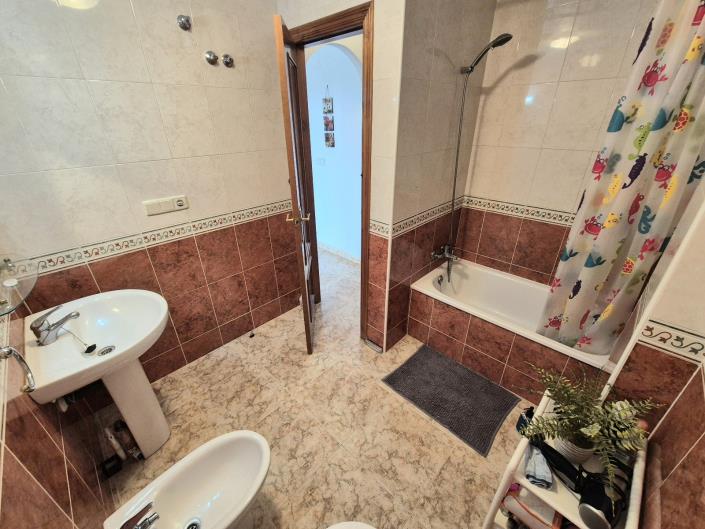 Image No.14-2 Bed Apartment for sale