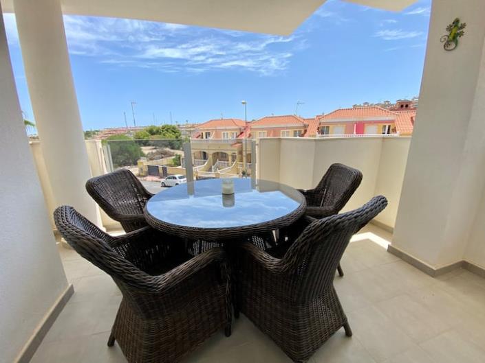 Image No.8-2 Bed Apartment for sale