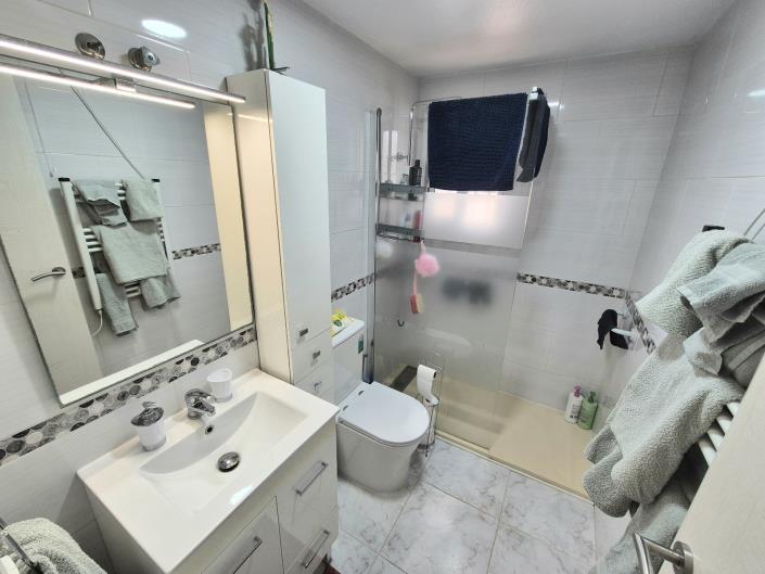 Image No.13-2 Bed Apartment for sale