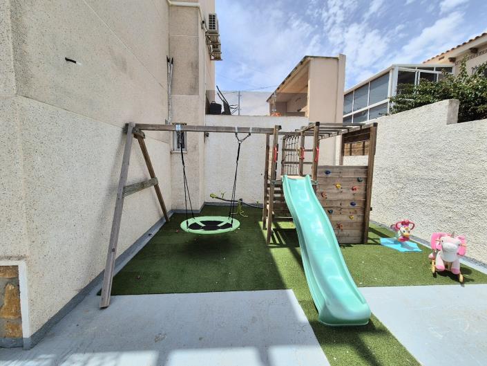 Image No.35-5 Bed House/Villa for sale