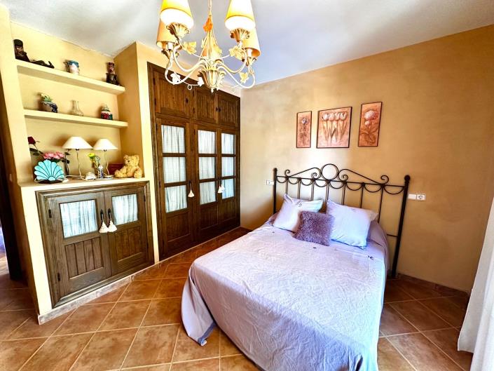 Image No.24-5 Bed House/Villa for sale