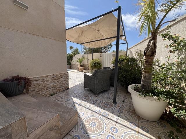 Image No.25-4 Bed House/Villa for sale