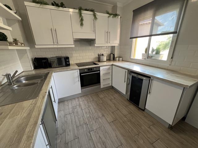 Image No.31-4 Bed House/Villa for sale