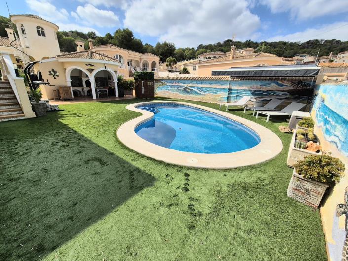 Image No.2-5 Bed Villa / Detached for sale