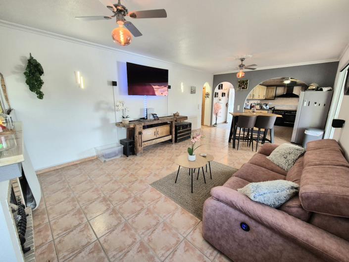 Image No.9-5 Bed Villa / Detached for sale