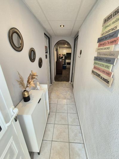 Image No.28-5 Bed Villa / Detached for sale