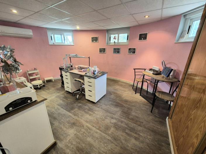 Image No.32-5 Bed Villa / Detached for sale