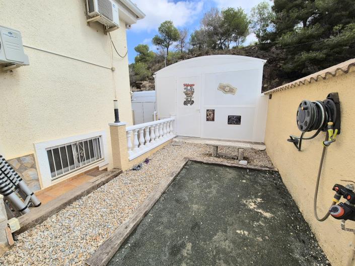 Image No.41-5 Bed Villa / Detached for sale