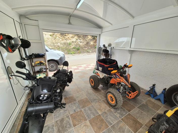 Image No.42-5 Bed Villa / Detached for sale