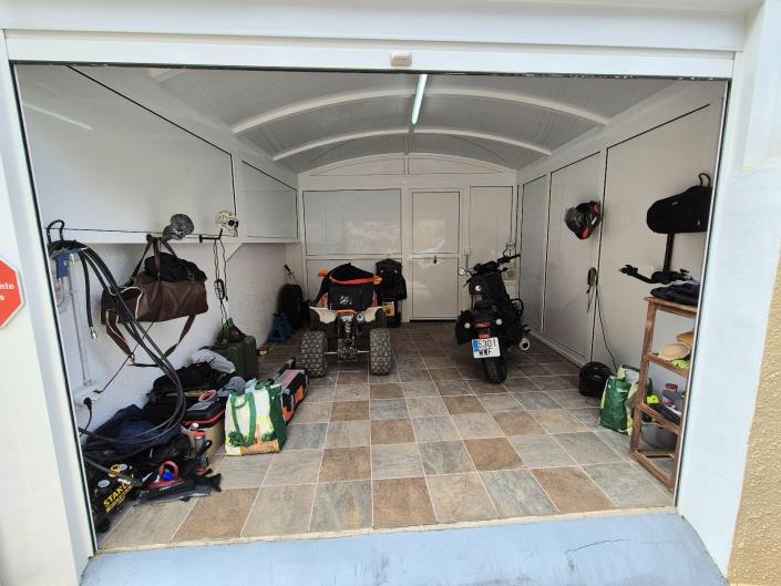 Image No.43-5 Bed Villa / Detached for sale