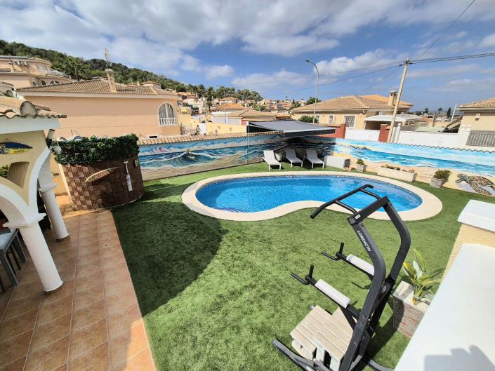 Image No.47-5 Bed Villa / Detached for sale