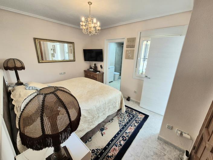 Image No.24-3 Bed House/Villa for sale