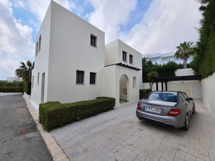 Image No.1-3 Bed Villa for sale