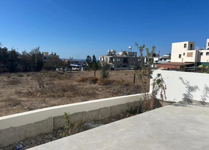 Image No.10-2 Bed Townhouse for sale