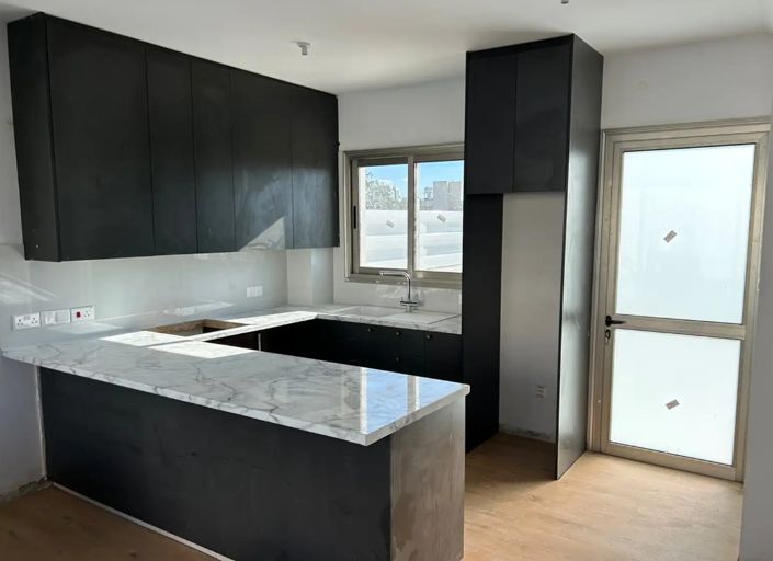 Image No.2-2 Bed Townhouse for sale