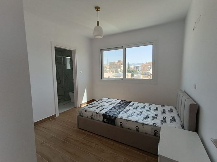 Image No.9-2 Bed Apartment for sale