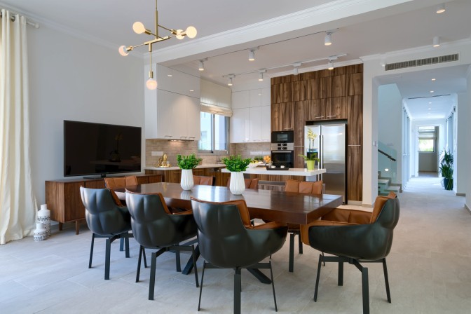 Image No.9-4 Bed Villa for sale