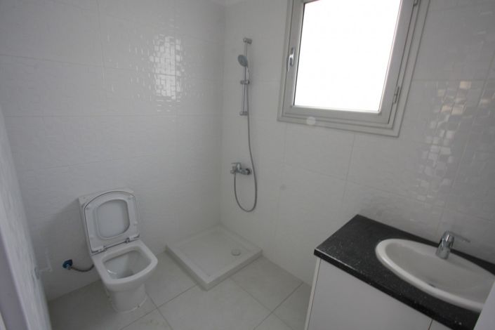 Image No.6-5 Bed Villa for sale