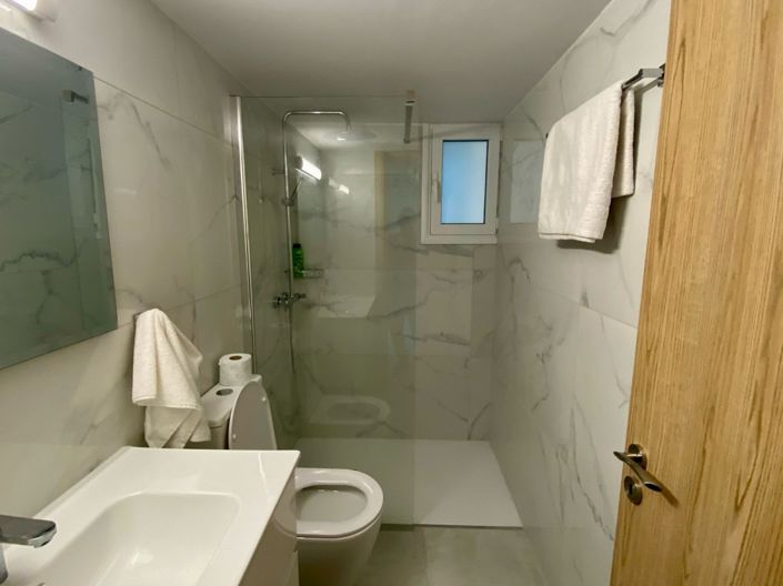 Image No.16-2 Bed Apartment for sale