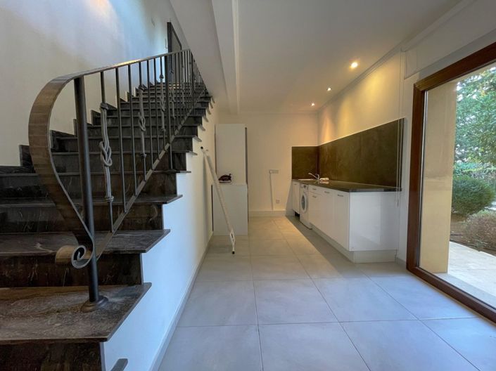 Image No.13-5 Bed Villa for sale