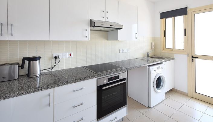 Image No.5-2 Bed Apartment for sale