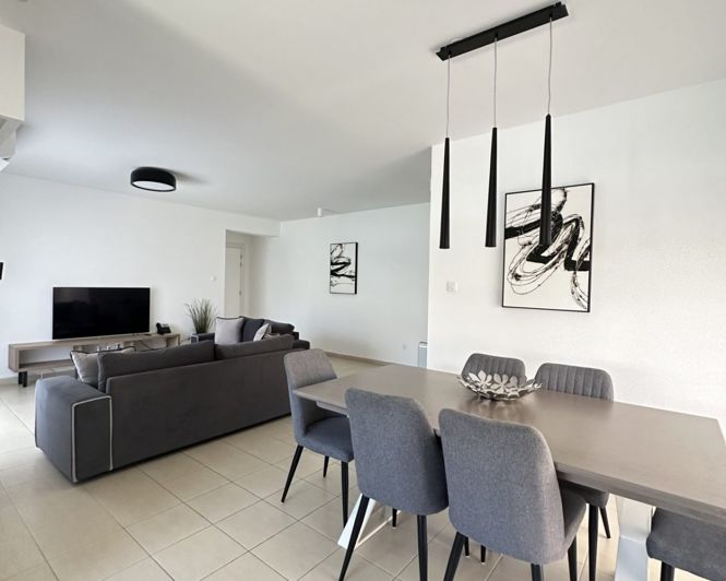 Image No.6-3 Bed Apartment for sale