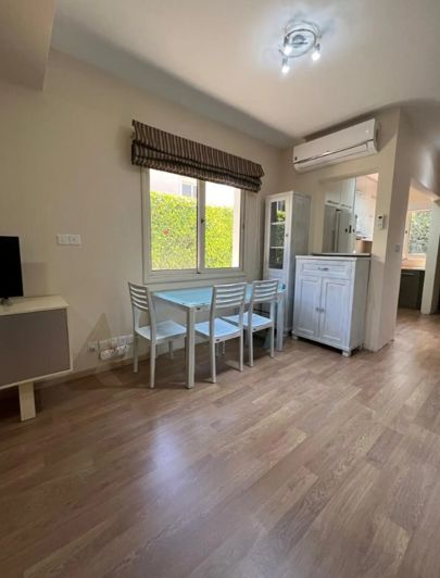 Image No.9-2 Bed Townhouse for sale