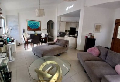Detached Villa For Sale  in  Anavargos