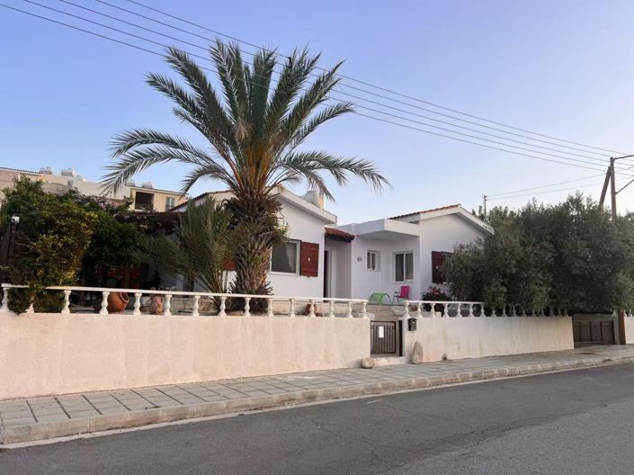 Image No.18-3 Bed Bungalow for sale