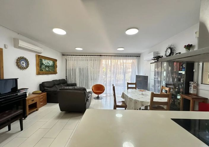 Image No.13-4 Bed Villa for sale