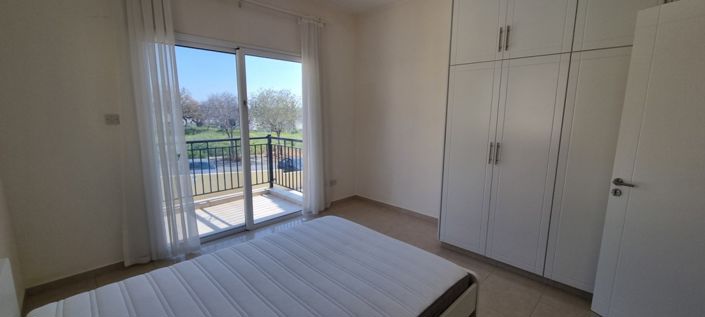 Image No.18-2 Bed Townhouse for sale