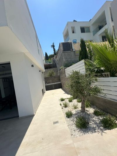 Image No.11-3 Bed Villa for sale