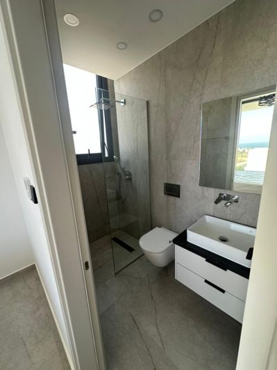 Image No.12-3 Bed Villa for sale