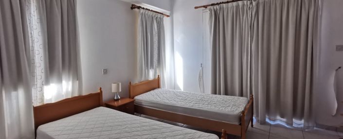 Image No.7-2 Bed Townhouse for sale