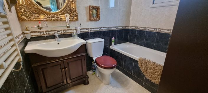 Image No.17-3 Bed Villa for sale