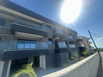 Apartment For Sale  in  Empa