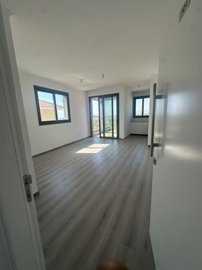 Apartment For Sale  in  Empa