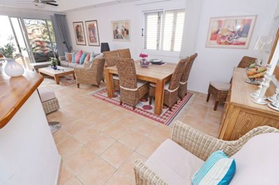 Apartment For Sale  in  Kato Paphos