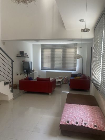 Image No.2-4 Bed Villa for sale