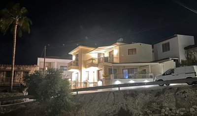 Detached Villa For Sale  in  Select Location