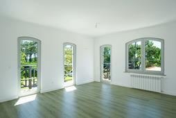 Image No.10-5 Bed Villa for sale