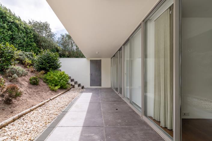 Image No.20-4 Bed House for sale